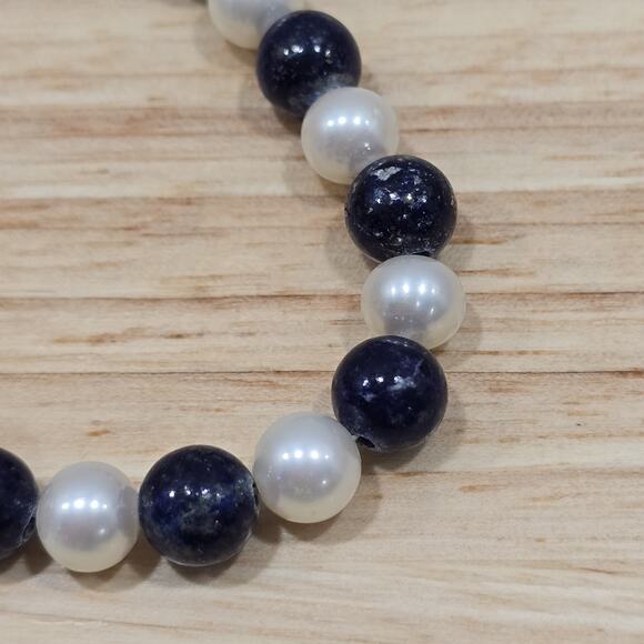 Lapis Lazuli and Pearl Graduated Bead Thread Strung 17" Necklace 14K GF Clasp - Picture 6 of 16